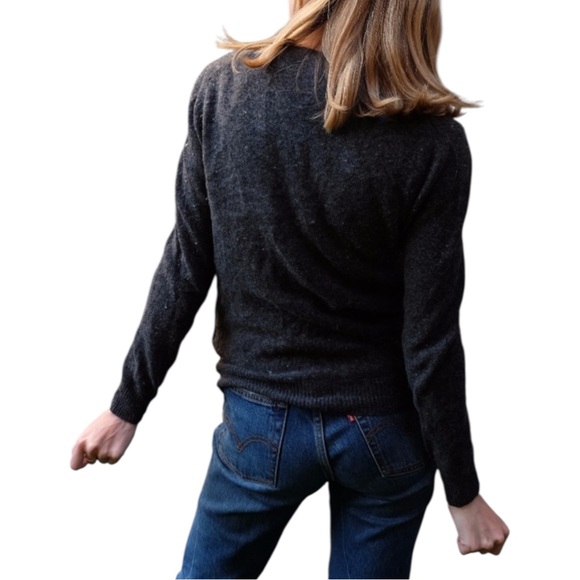 UNIQLO Charcoal Grey Long Sleeve V Neck Button Up Knit Cardigan Sweater - Small - Picture 13 of 16